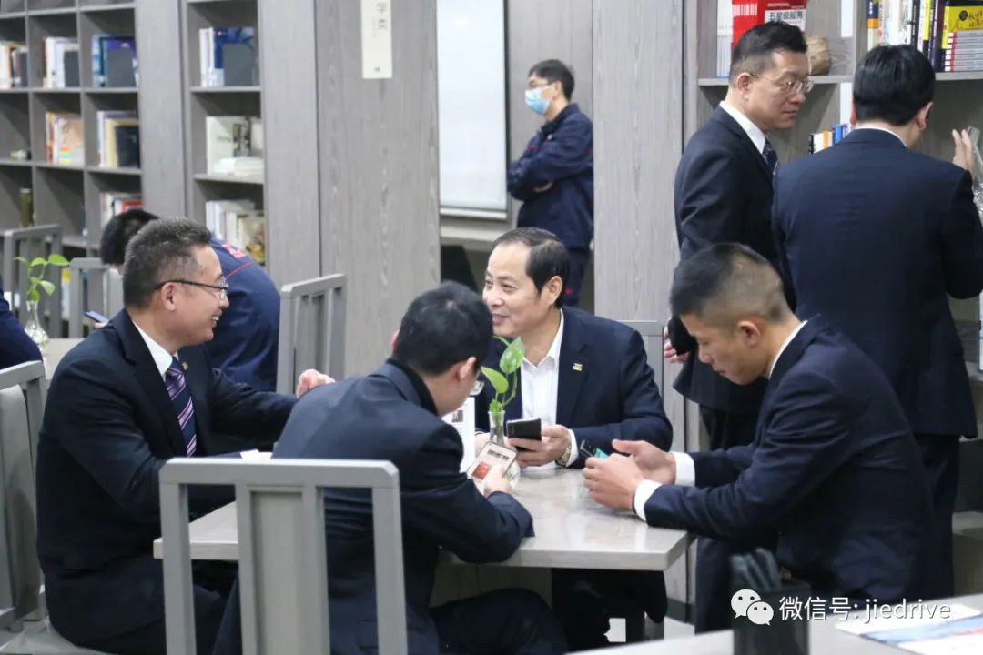 EBET�ײ�(�й���)�ٷ���վ